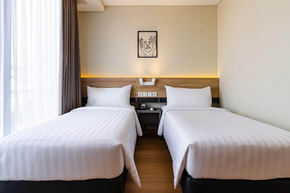 Quest Hotel Prime Pemuda - Semarang - Room