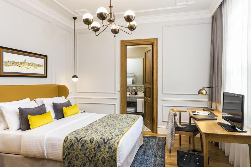 Nevv Bosphorus Hotel & Suites - Featured Image