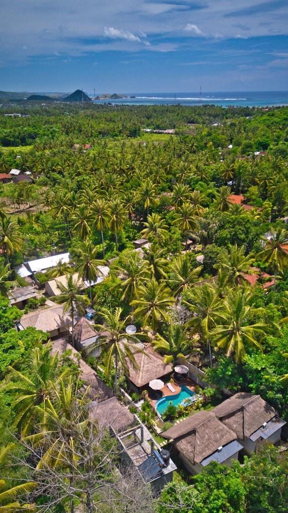 Village Vibes Lombok - Property Grounds