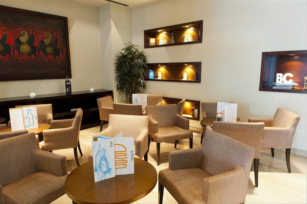 Barcelo Casablanca - Lobby Sitting Area