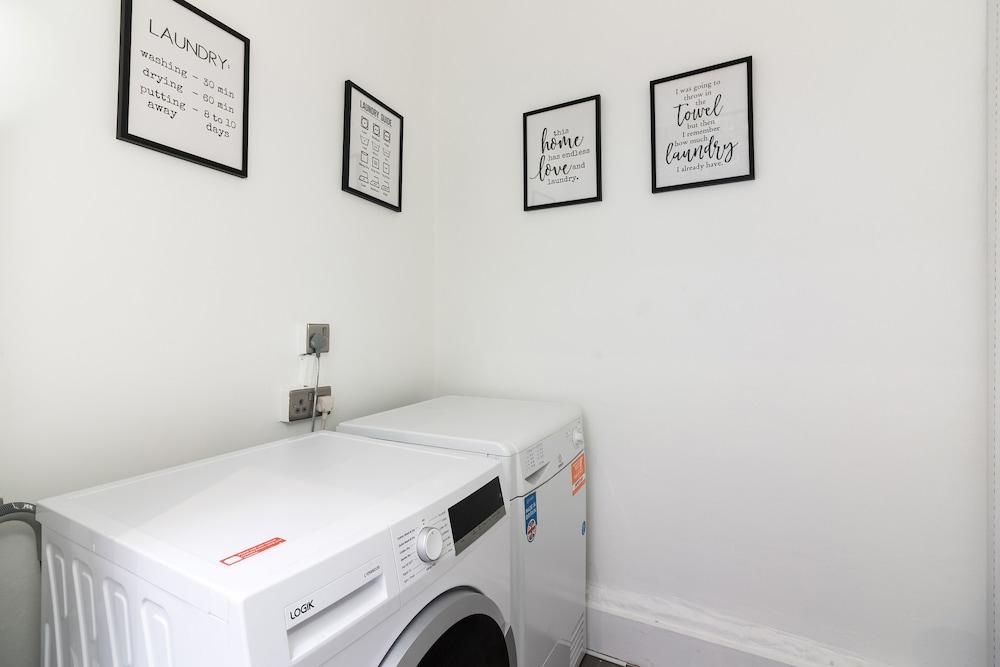سنترال لندن | سيرفيسد أبارتمنتس - Laundry Room
