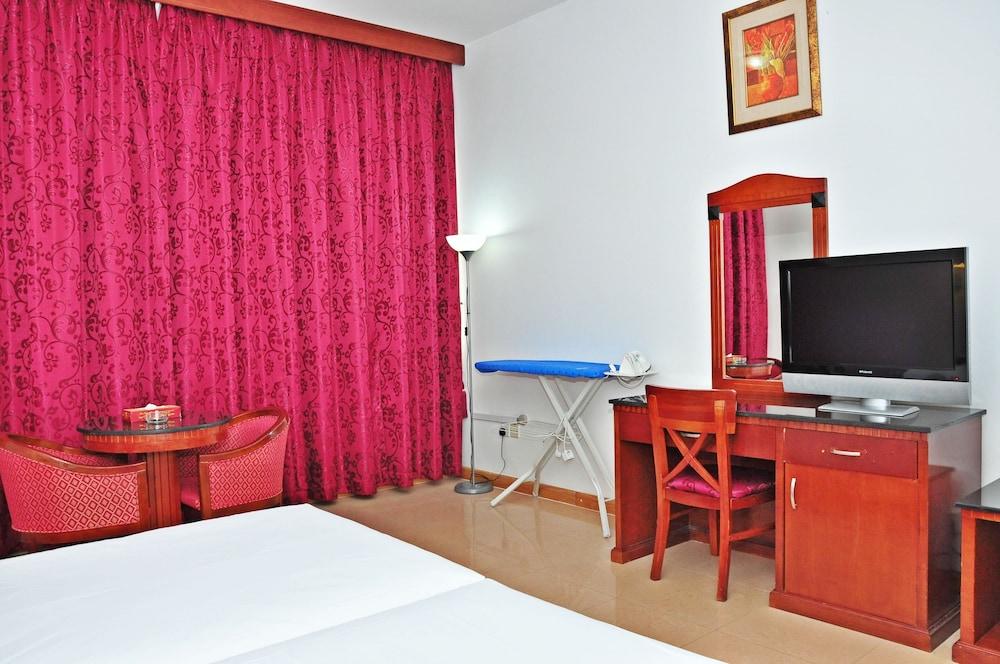 Ramee Garden Hotel Apartments - Room
