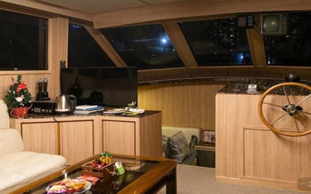 Haeundae Yacht Stay Pension - Room