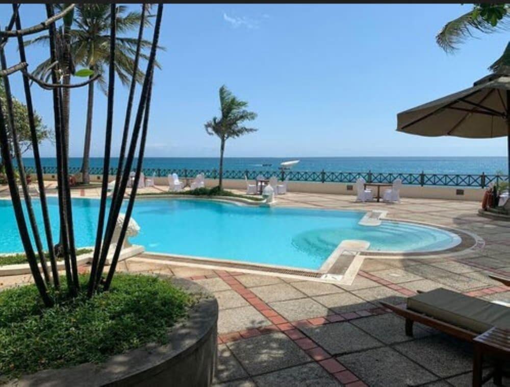 Zanzibar Serena Hotel - Infinity Pool