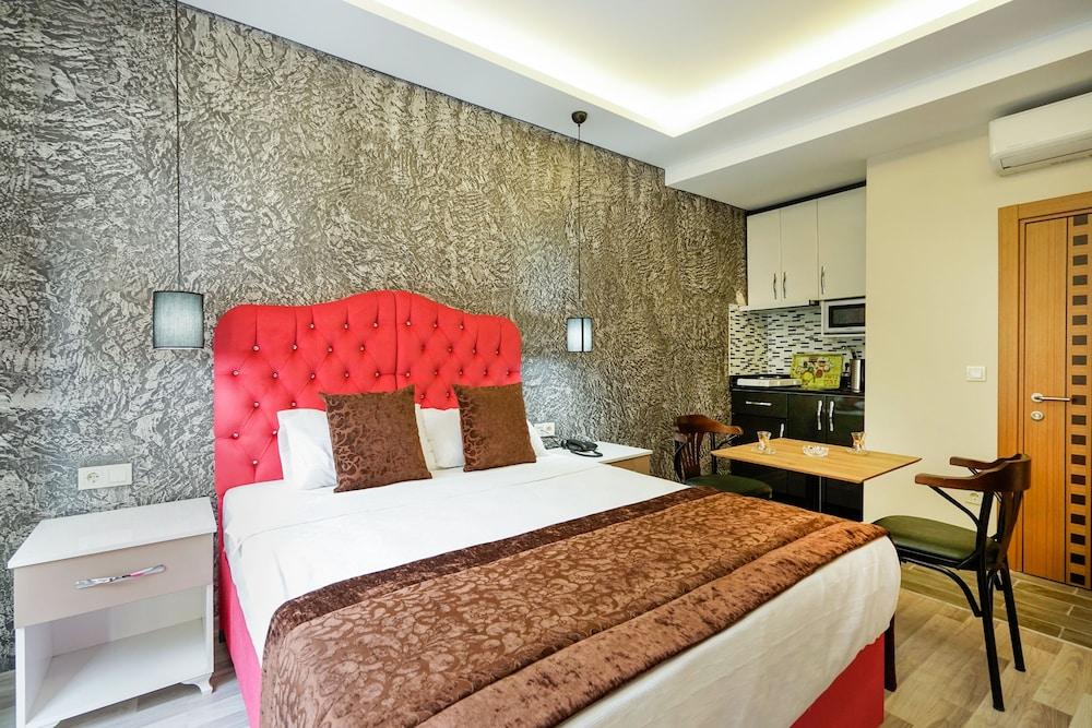 Taksim Celebi Residence - Room