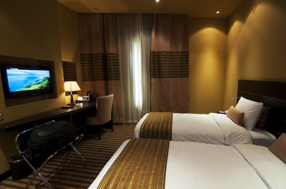 Aldar Hotel - Room
