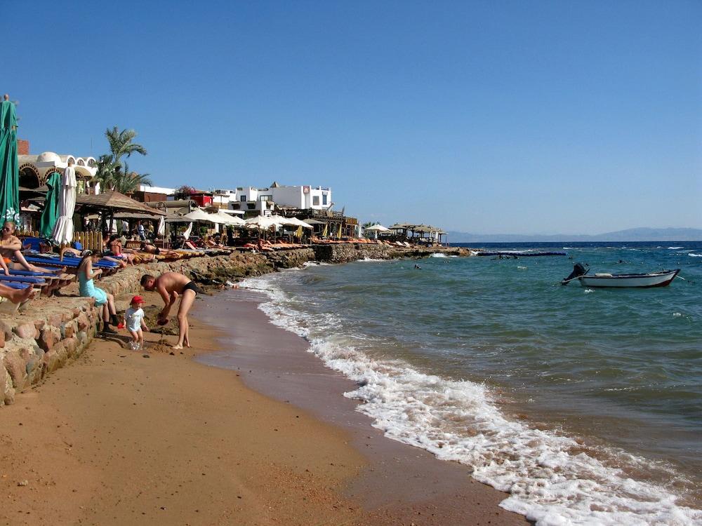 Red Sea Relax - Beach