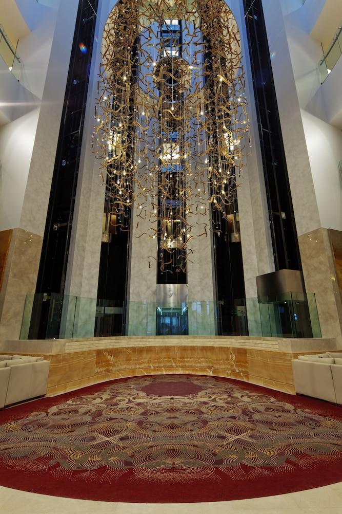 Hilton Baku - Interior Entrance