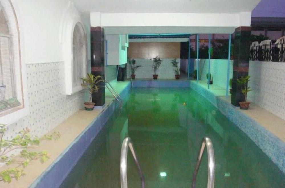 Hotel East Palace - Indoor Pool