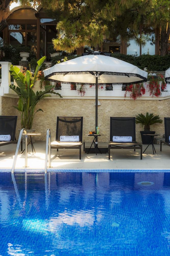 Magna Manastir Hotel - Pool