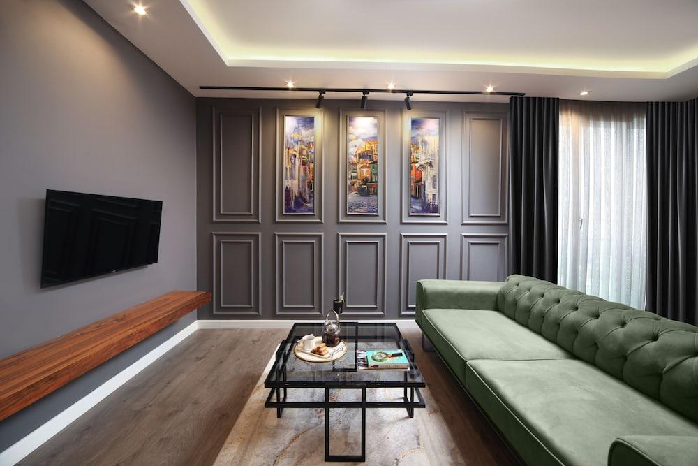 The Place Suites Ataşehir - Room