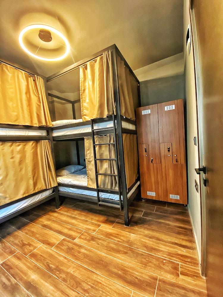 Nomad Hostel Karakoy - Room
