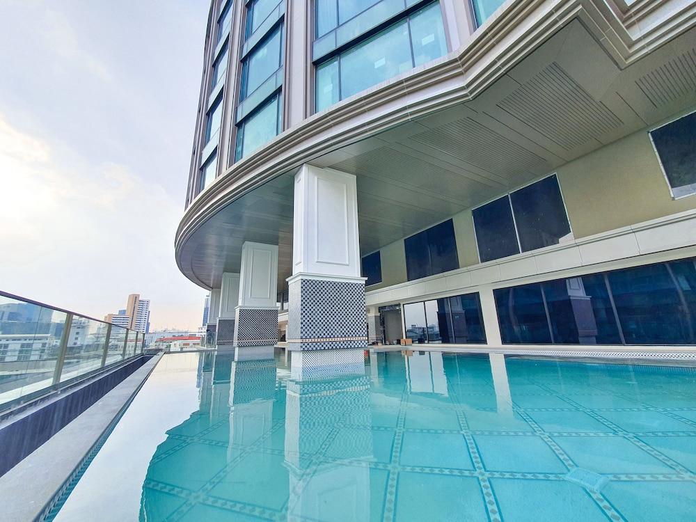 Valia Hotel Bangkok Sukhumvit - Outdoor Pool