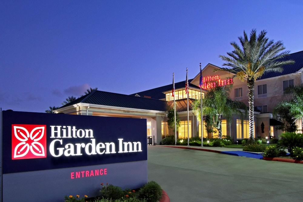 Hilton Garden Inn Beaumont, TX - Exterior