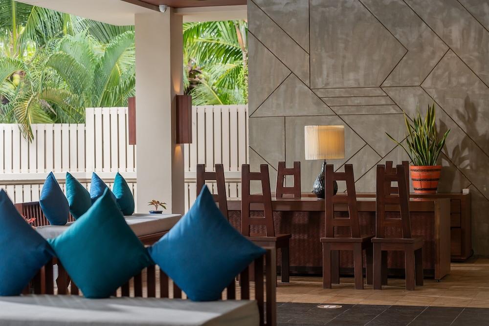 Dewa Phuket Resort & Villas - Reception