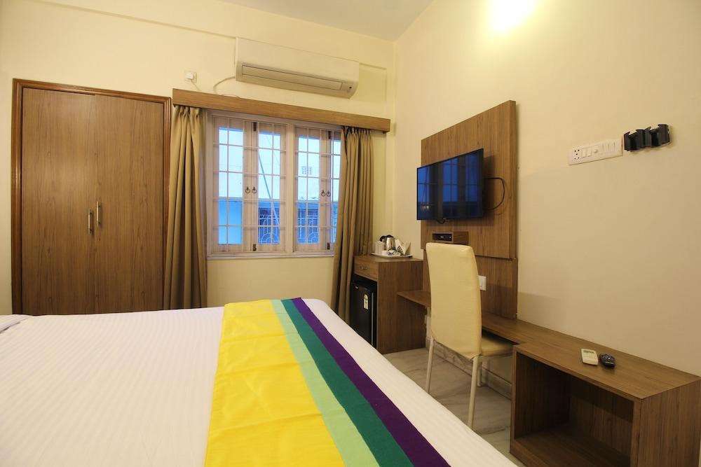 Anamitra Guest House - Room