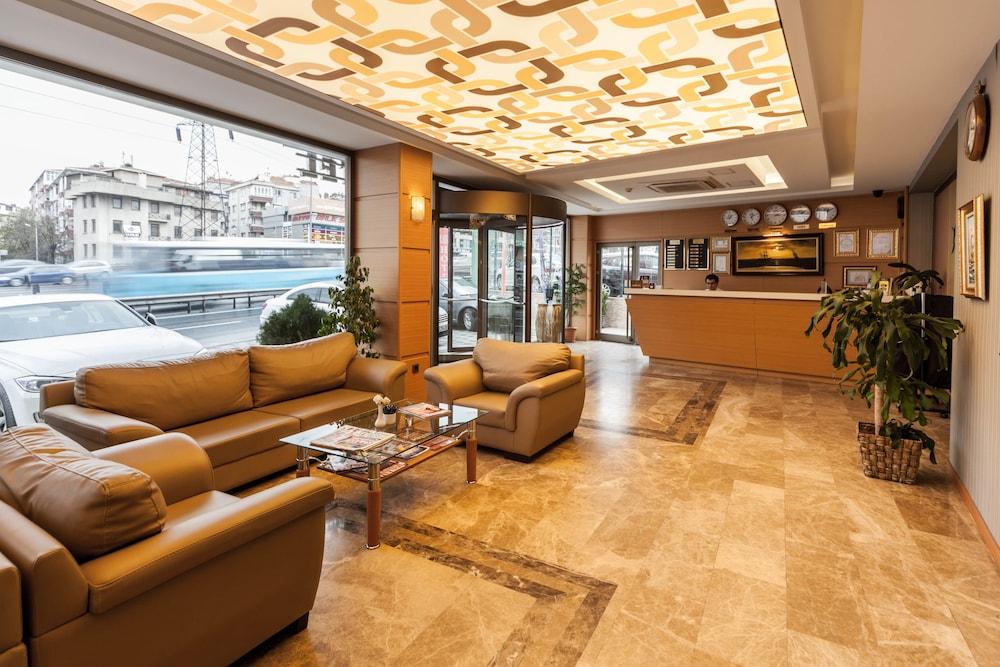 Grand Hotel Avcilar - Lobby Sitting Area