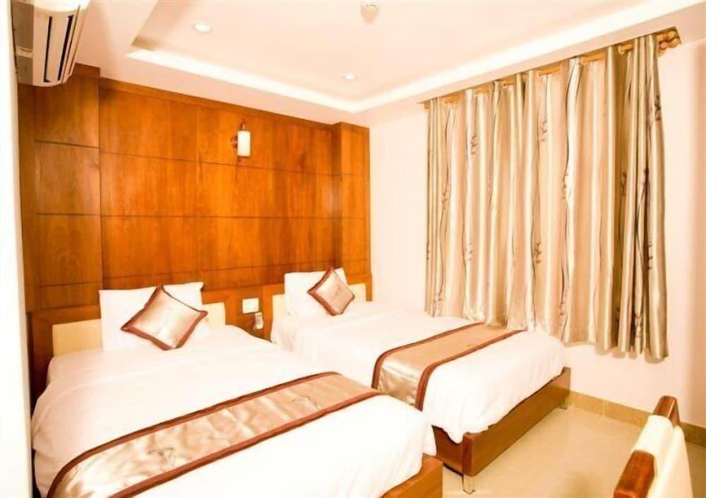 Ngoc Hong Hotel - Room