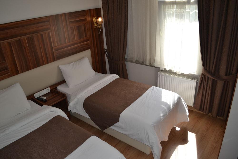 Hotel Fatih Istanbul - Room