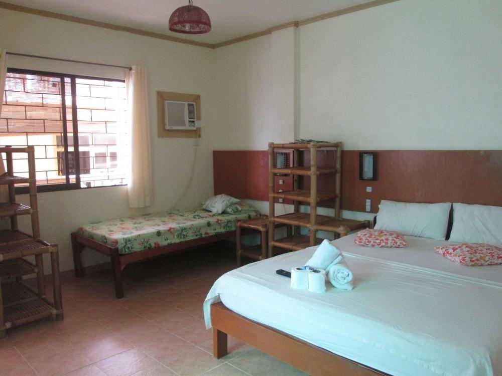 Sulu Plaza Boracay - Room
