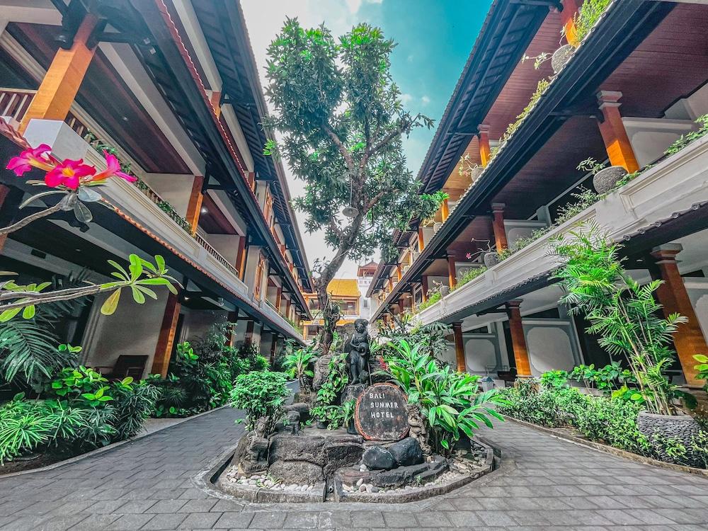 Bali Summer Hotel - Exterior