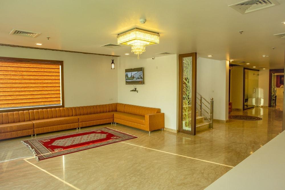 Spree Hotel Agra - Reception