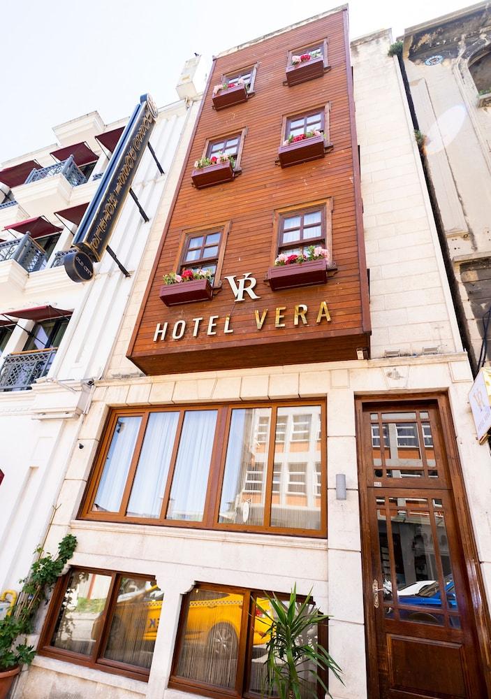 Hotel Vera - Featured Image