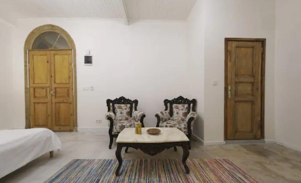 Patio Suite in the Heart of Pera&Galata - Living Area