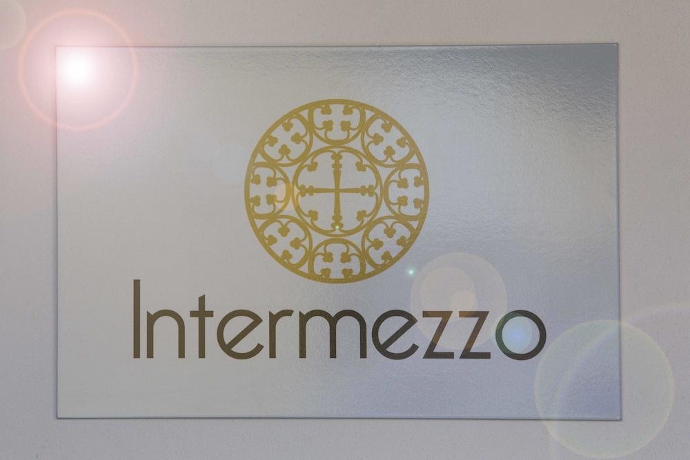 Hotel Intermezzo - Interior Detail
