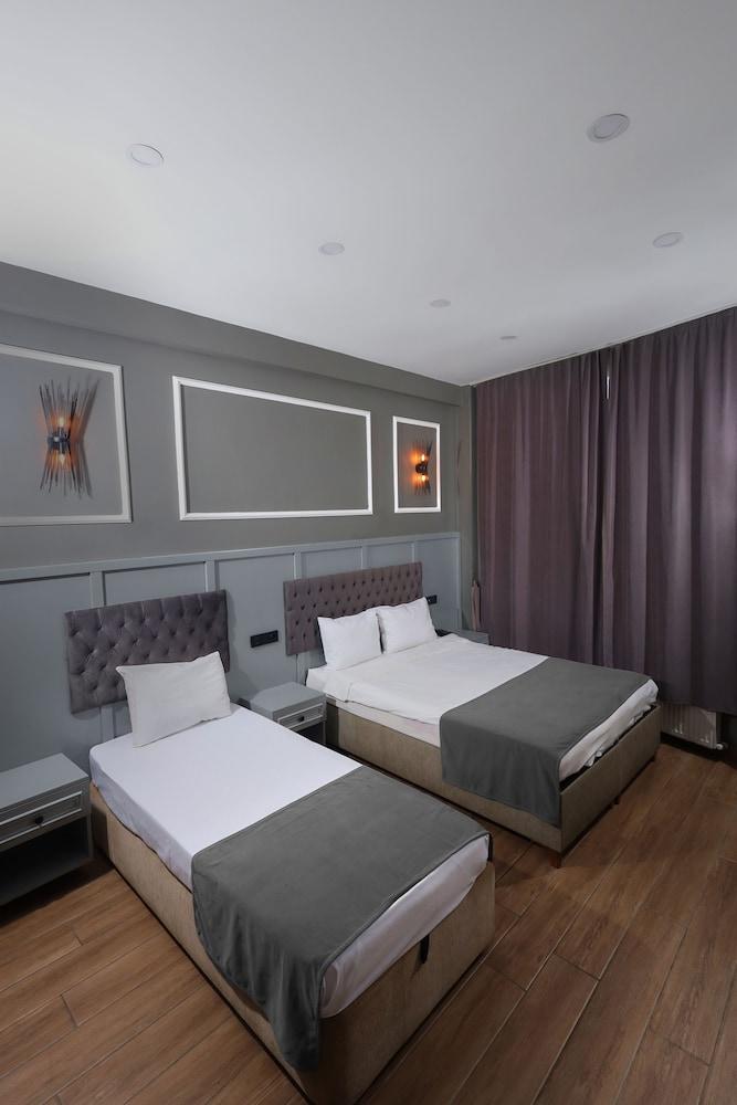 Ortakoy Aysem Sultan Hotel - Featured Image