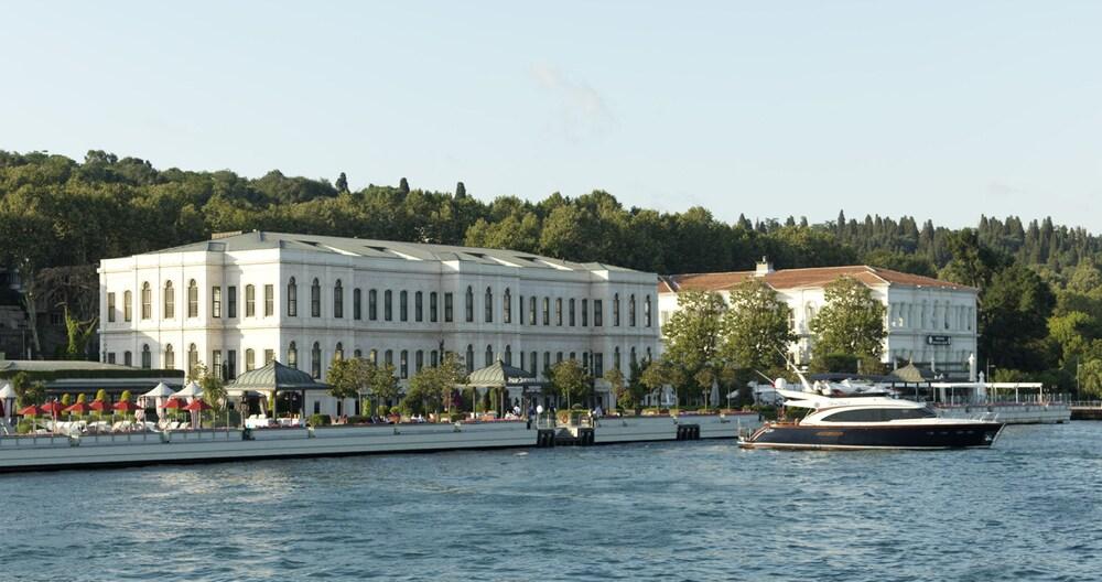 Four Seasons Hotel Istanbul at the Bosphorus - Exterior