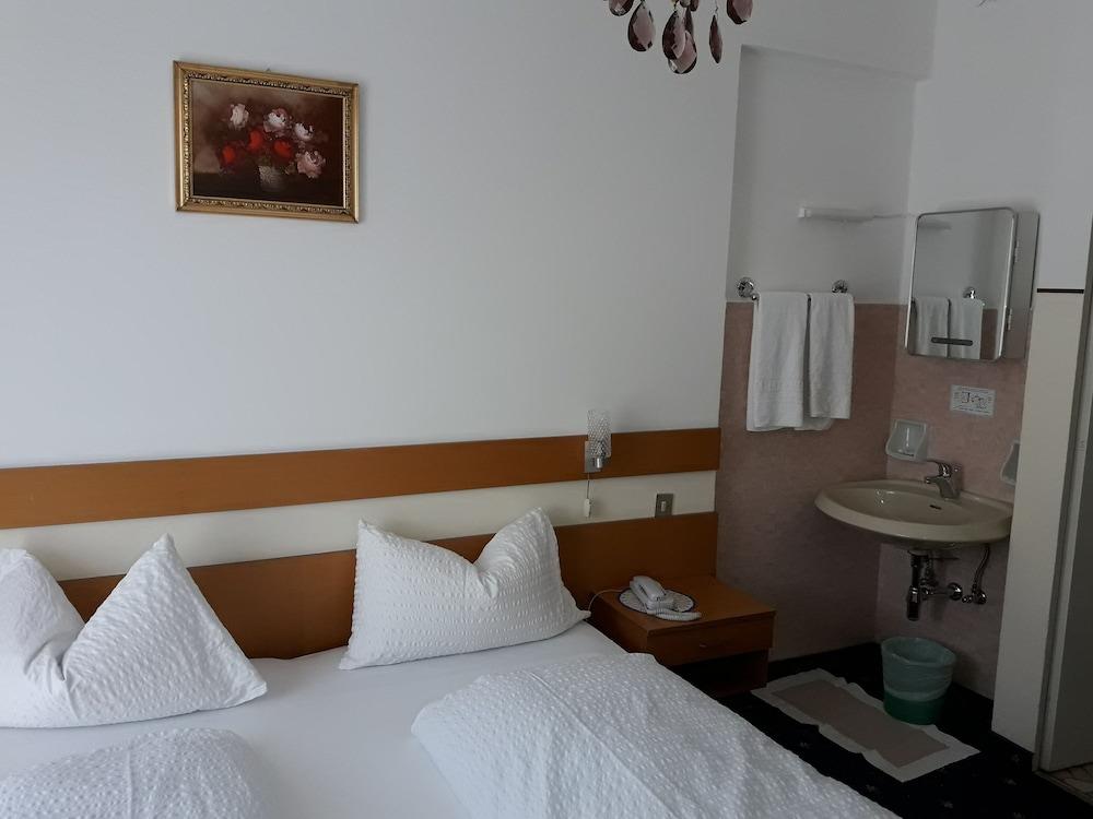 Hotel Garni Lux - Room