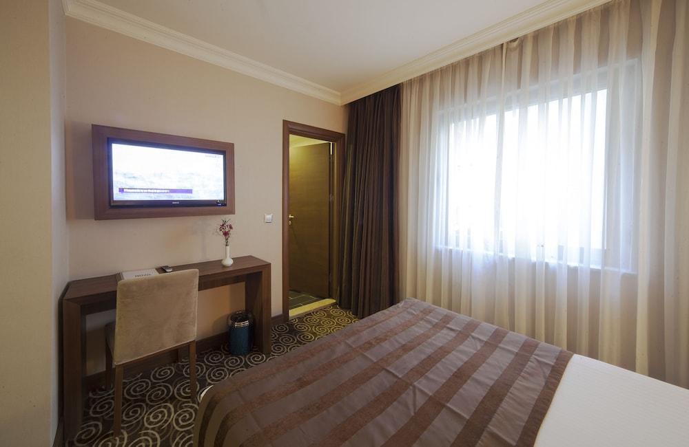 Delta Hotel Istanbul - Room