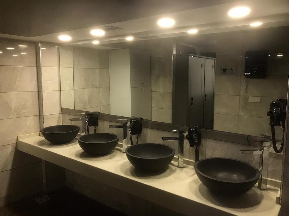 Musk24H - Bathroom
