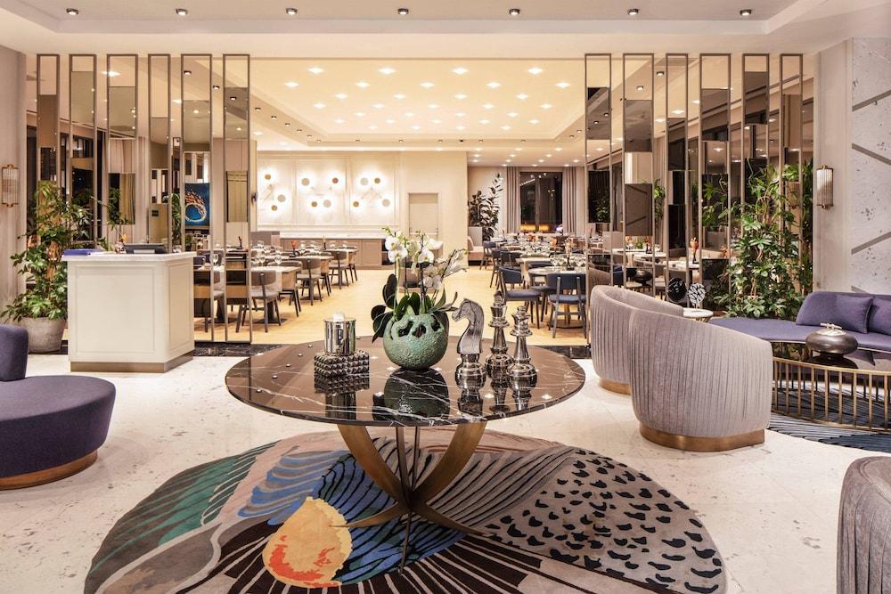 Delta Hotels by Marriott Istanbul Kagithane - Lobby