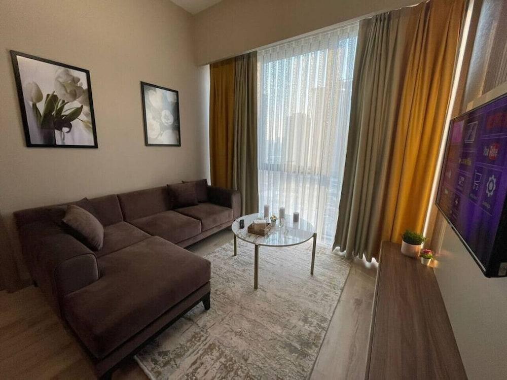Special 2 1 Suite Apartment Near Mall of Istanbul - Room