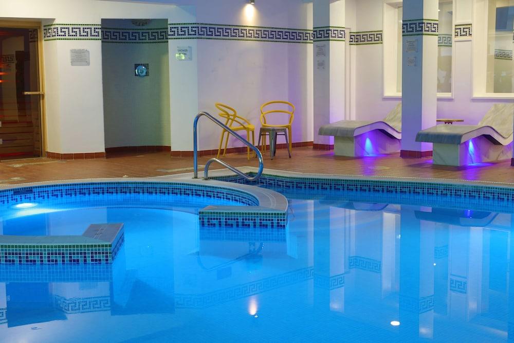 Barton Manor Hotel & Spa, BW Signature Collection - Indoor Pool