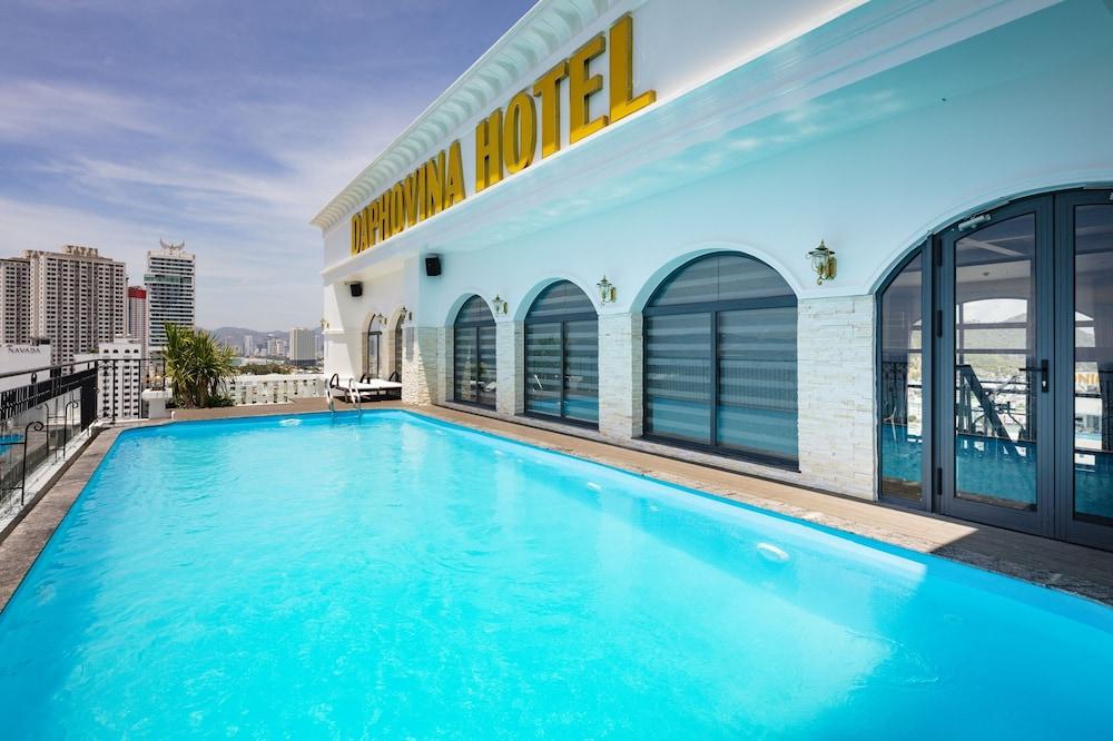 Daphovina Hotel - Rooftop Pool