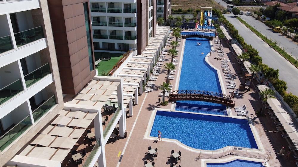 Bieno Club Sunset Hotel & Spa - Pool