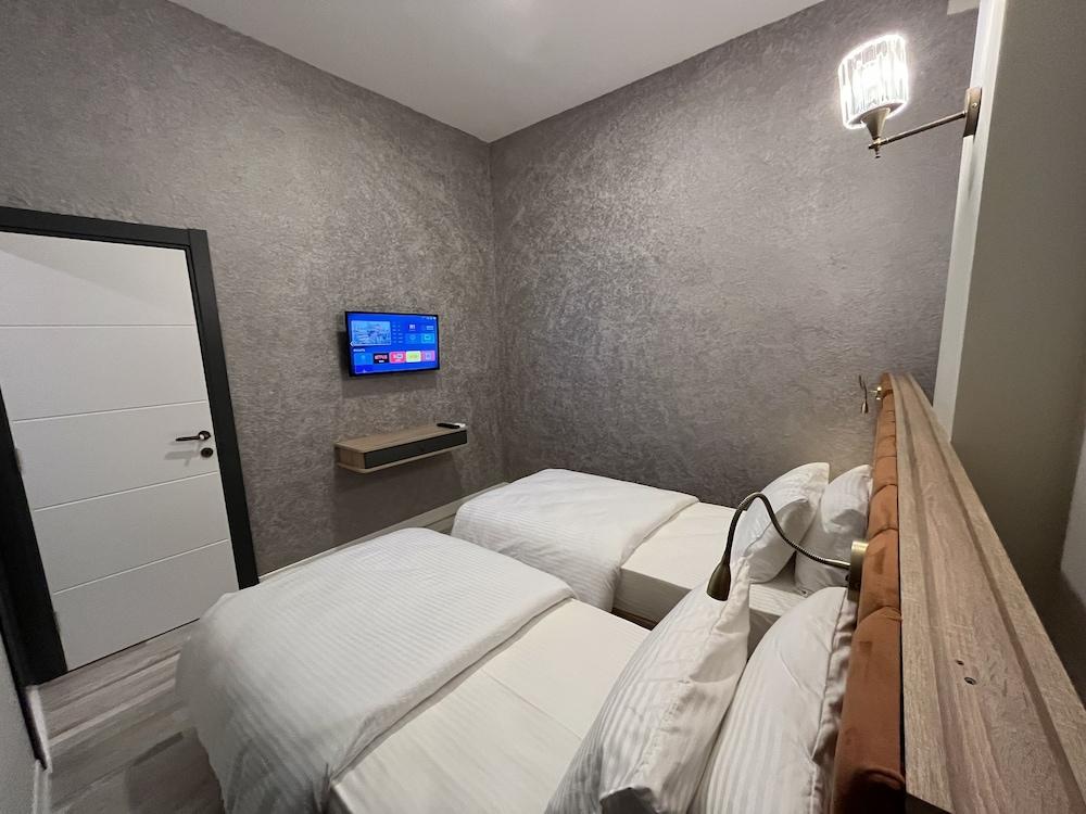 Genoa Port Hotel - Room