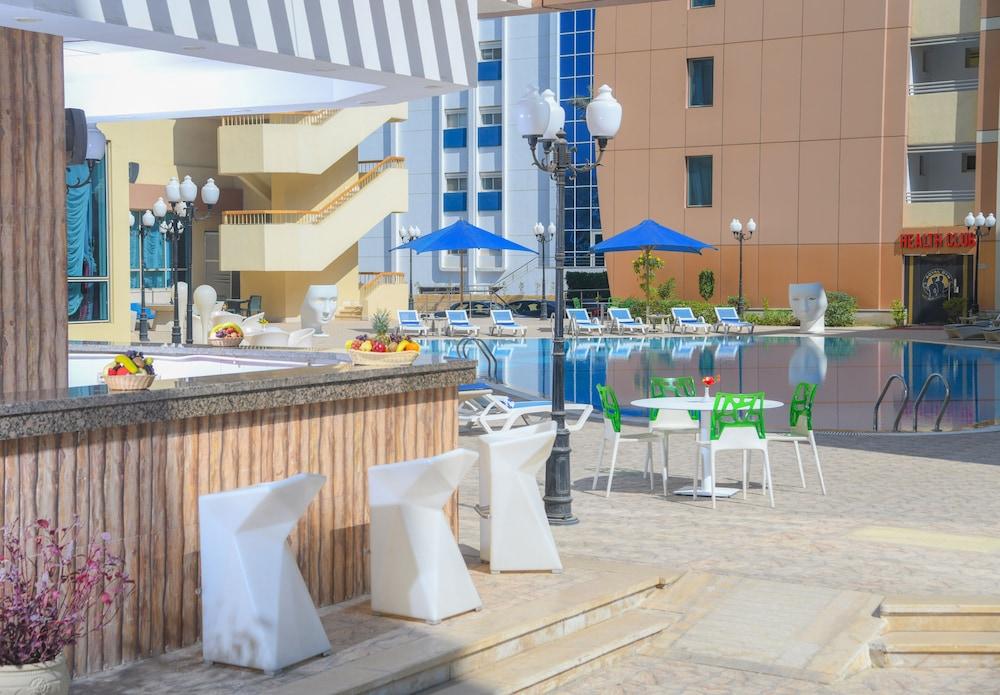 فندق توليب الجلاء بالقاهرة - Pool