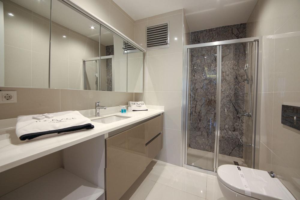 The Place Suites Ataşehir - Bathroom