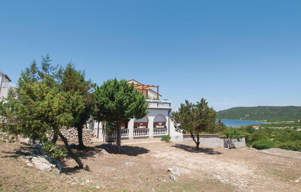 Beautiful Home in Tisno With Wifi and 1 Bedrooms - null