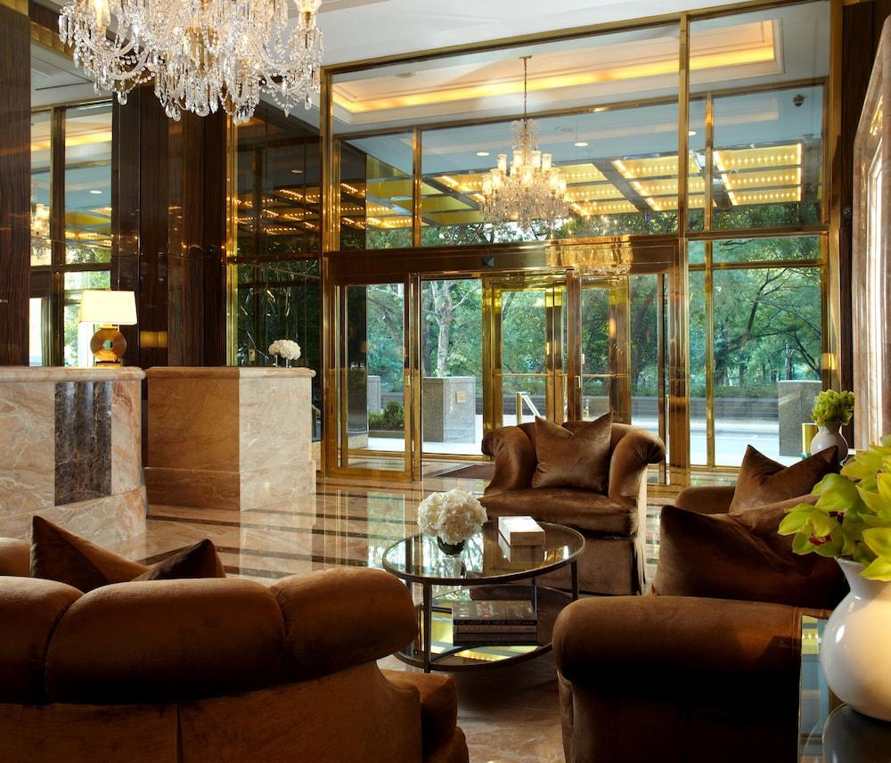Trump International Hotel & Tower New York - Lobby Sitting Area