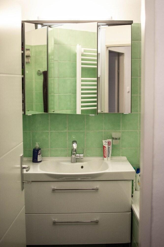 آين وونونج ميت إتواس لاكوس - Bathroom