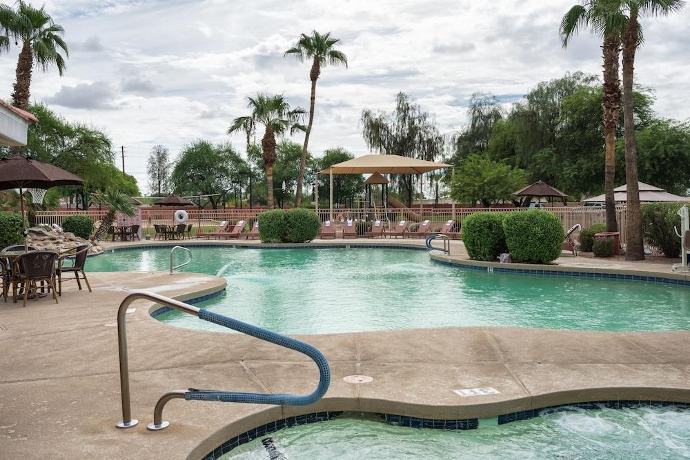 Westgate Painted Mountain Golf Resort - Outdoor Pool