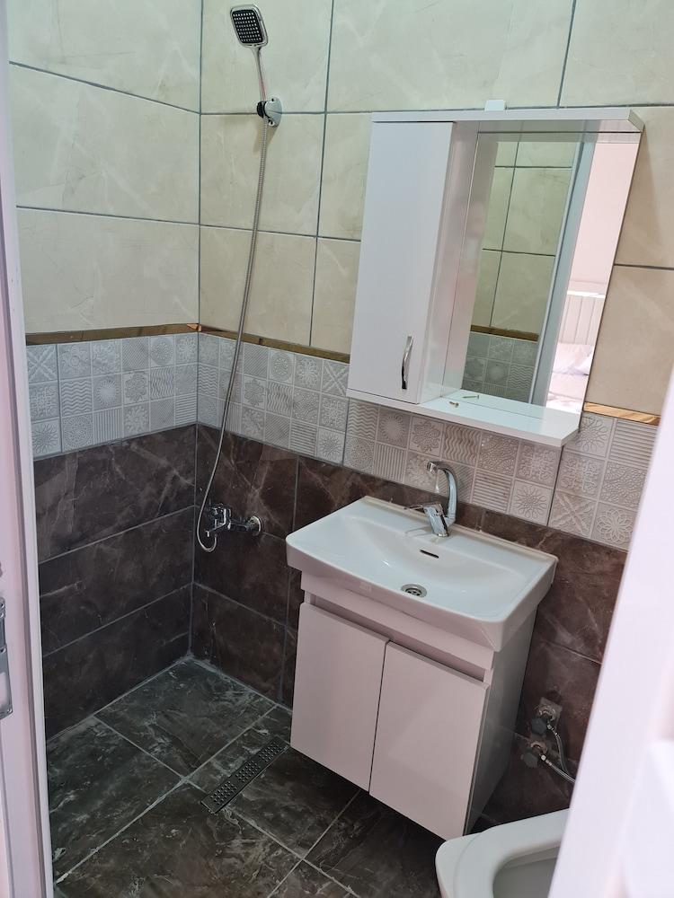 Taksim52 - Bathroom