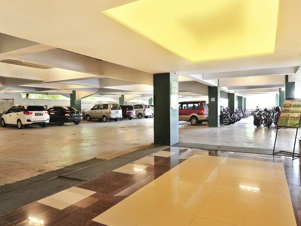 Hotel Grasia Semarang - Fitness Facility