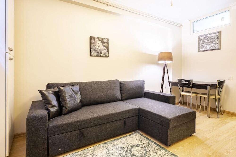 Central and Cozy Flat in Sisli - Featured Image