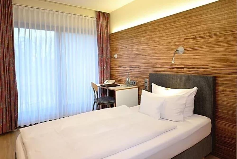 Hotel Hansen - Room